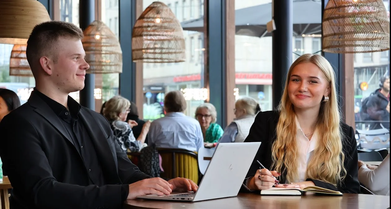 Business seminar presentation and audience